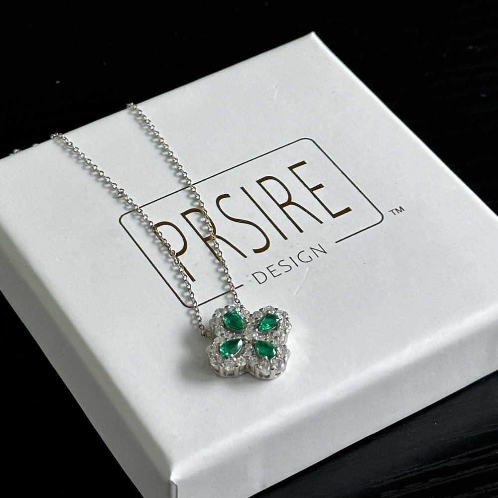 Brand new Necklaces set
Choose any two for $15
Choose any three for $18